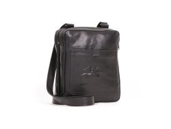 boutique cuir saguenay shopping leather artisan cuir saguenay artisan cuir québec boutique du cuir quebec création québécoise de sac à main handmade in quebec acheter cuir quebec buy quebec fabrication du cuir cuir définition leather high end fait à la main pièces uniques unique pieces conception cuir danielle tremblay