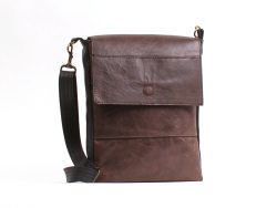 Sporty, chic, beautiful and functional, the Le Loubou is our new product. 