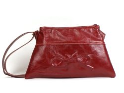 Un sac à main en cuir